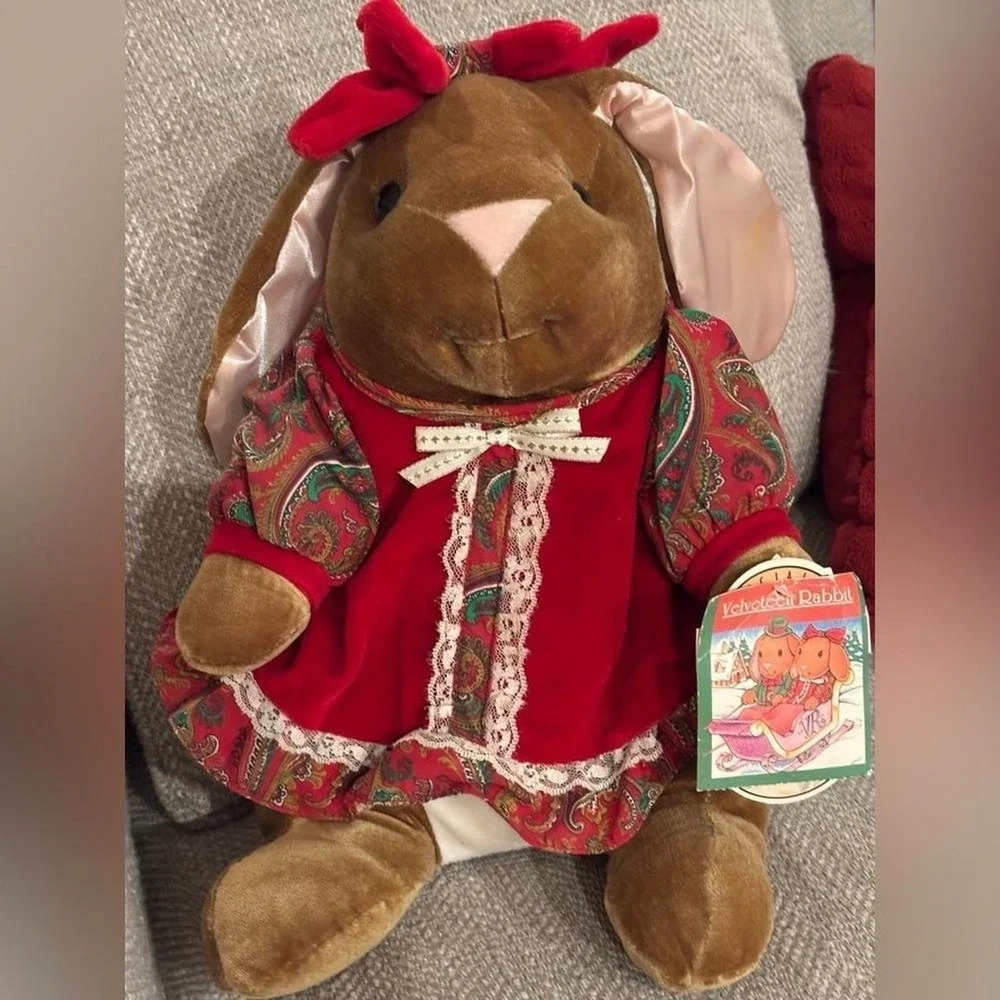 Vintage 1985 Velveteen Rabbit Plush Toys R Us Commonwealth Red Dress Bunny Tag